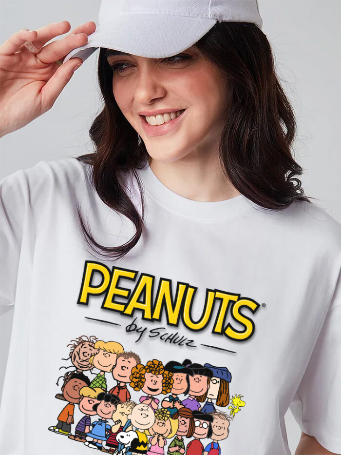Family - Peanuts Official T-shirt