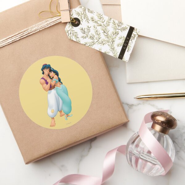 Aladdin_and_Jasmine_Hugging_2_Classic_Round_Sticker_5 Aladdin And Jasmine Hugging 2 Classic Round Sticker