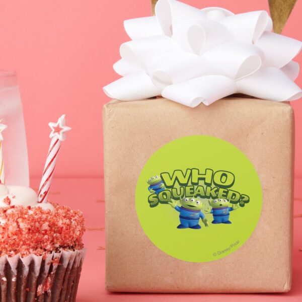 Aliens__Who_Squeaked_Classic_Round_Sticker_6 Aliens Who Squeaked Classic Round Sticker