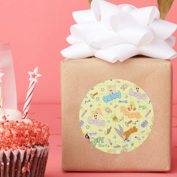 BUGS_BUNNY_BUILDERS™__Character_Sketch_Pattern_Classic_Round_Sticker_6 BUGS BUNNY BUILDERS™ Character Sketch Pattern Classic Round Sticker