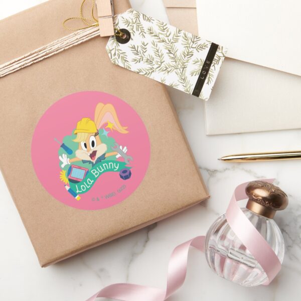 BUGS_BUNNY_BUILDERS™__Lola_Bunny_Character_Graphic_Classic_Round_Sticker_5 BUGS BUNNY BUILDERS™ Lola Bunny Character Graphic Classic Round Sticker