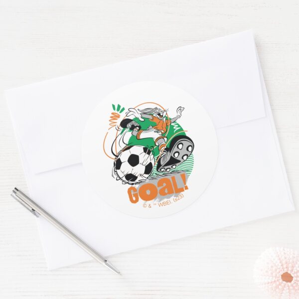BUGS_BUNNY™_Kicking_Soccer_Goal_Classic_Round_Sticker_3 BUGS BUNNY™ Kicking Soccer Goal Classic Round Sticker