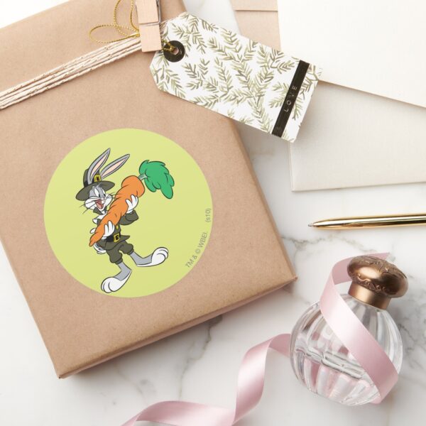 BUGS_BUNNY™_Pilgrim_Thanksgiving_Carrot_Classic_Round_Sticker_5 BUGS BUNNY™ Pilgrim Thanksgiving Carrot Classic Round Sticker