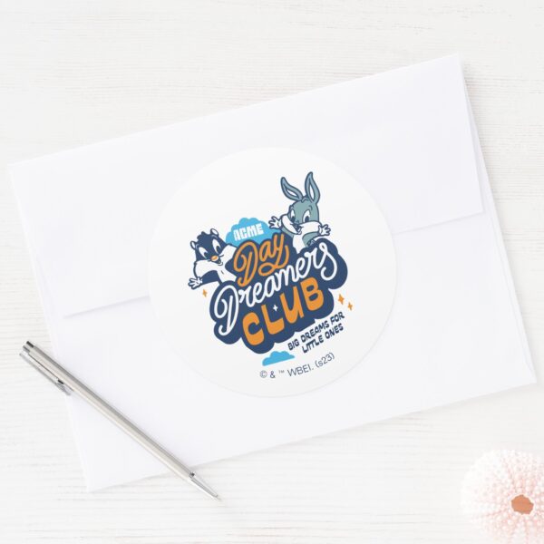 Baby_SYLVESTER™_&_BUGS_BUNNY™_Day_Dreamers_Club_Classic_Round_Sticker_3 Baby SYLVESTER™ BUGS BUNNY™ Day Dreamers Club Classic Round Sticker
