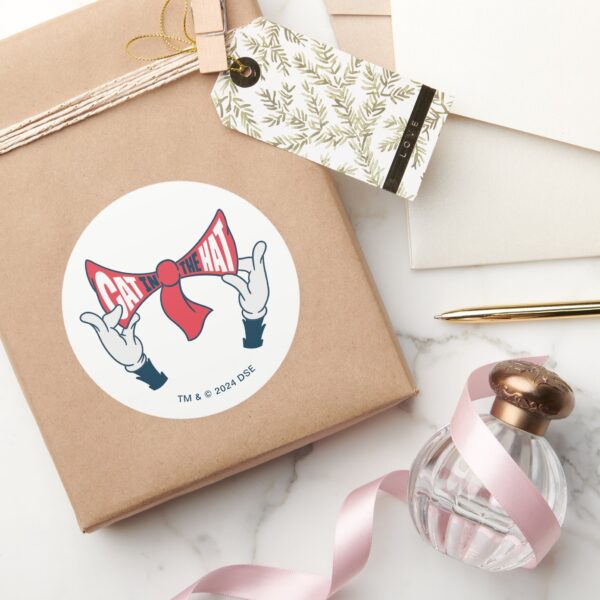 Cat_In_the_Hat___Cat_Text_Bow_Tie_Classic_Round_Sticker_5 Cat In The Hat Cat Text Bow Tie Classic Round Sticker