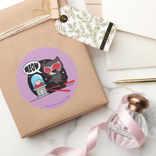 Chibi_Catwoman_Stealing_A_Diamond_Classic_Round_Sticker_5 Chibi Catwoman Stealing A Diamond Classic Round Sticker