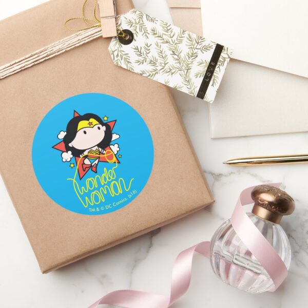 Chibi Wonder Woman Flying With Lasso Classic Round Sticker