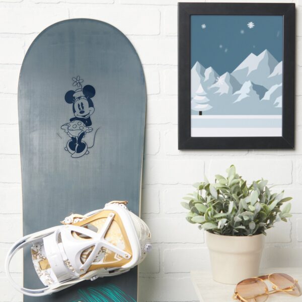 Classic_Minnie___Blue_Hue_with_Flower_Sticker_7 Classic Minnie Blue Hue With Flower Sticker