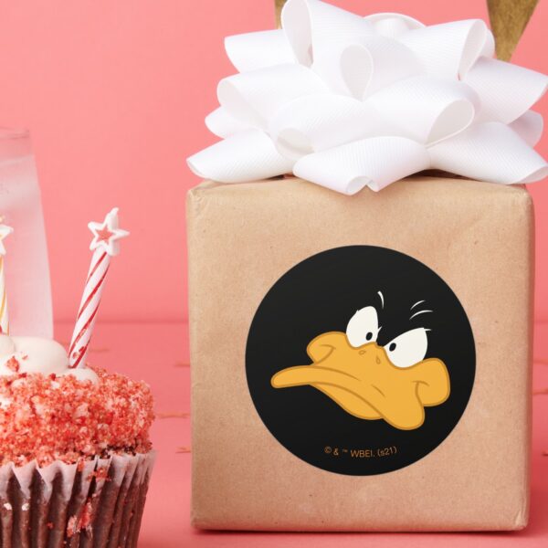 DAFFY_DUCK™_Angry_Face_Classic_Round_Sticker_6 DAFFY DUCK™ Angry Face Classic Round Sticker