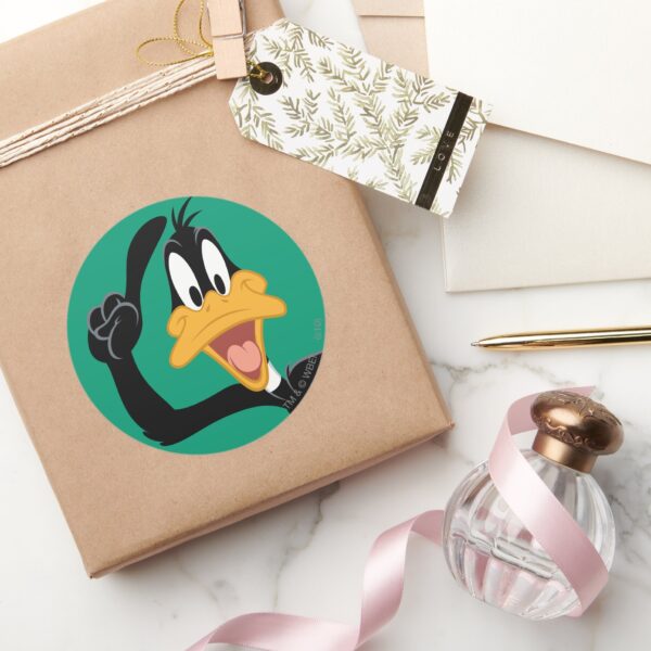 DAFFY DUCK™ With A Great Idea Classic Round Sticker