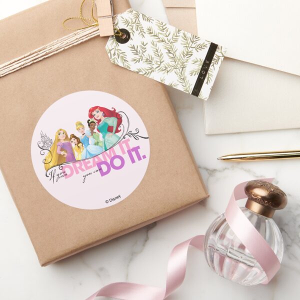 Disney_Princesses___Never_Give_Up_Classic_Round_Sticker_5 Disney Princesses Never Give Up Classic Round Sticker