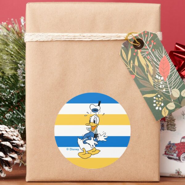 Donald_Duck_Surprise_Classic_Round_Sticker_5 Donald Duck Surprise Classic Round Sticker
