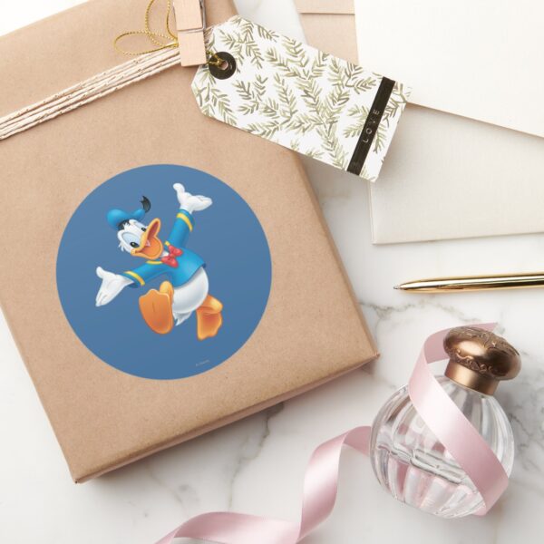 Donald_Duck___Jumping_Classic_Round_Sticker_5 Donald Duck Jumping Classic Round Sticker