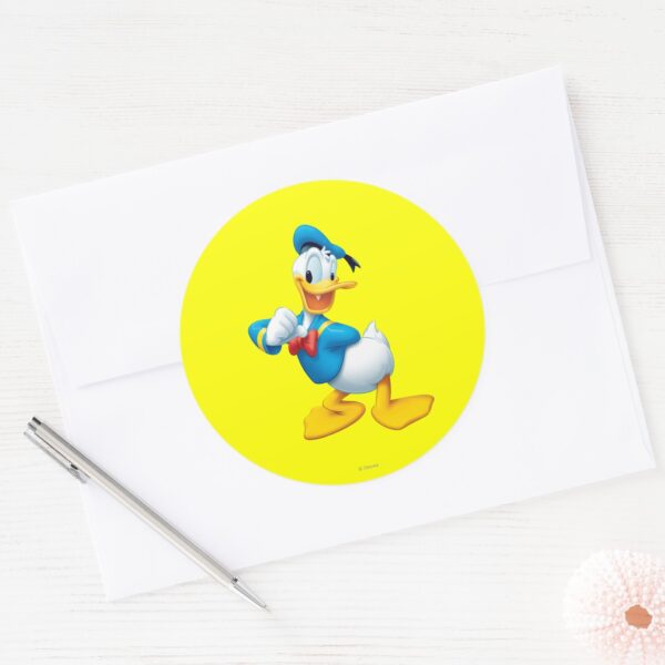 Donald_Duck___Posing_Classic_Round_Sticker_3 Donald Duck Posing Classic Round Sticker