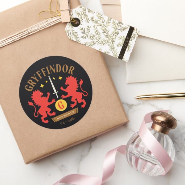 GRYFFINDOR™_House_Double_Lion_Sword_Graphic_Classic_Round_Sticker_5 GRYFFINDOR™ House Double Lion Sword Graphic Classic Round Sticker