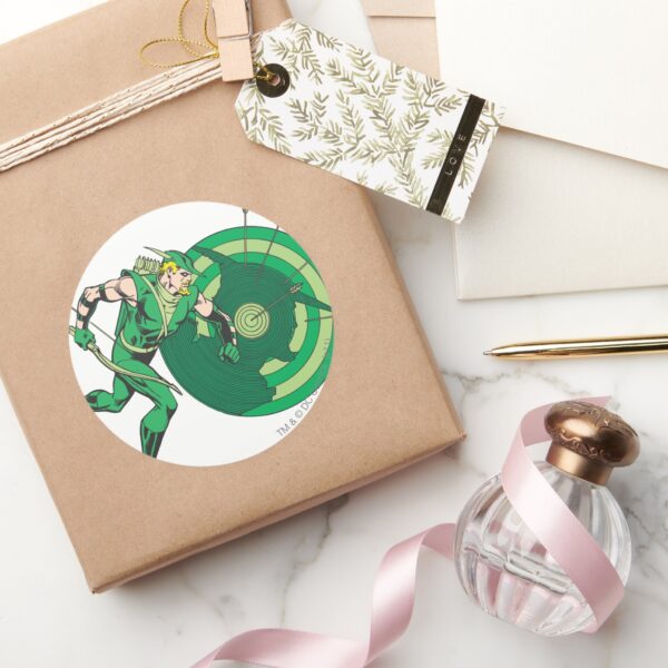 Green_Arrow_with_Target_2_Classic_Round_Sticker_5 Green Arrow With Target 2 Classic Round Sticker