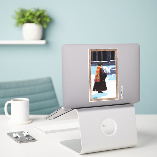 HARRY_POTTER™_&_Hedwig_in_HOGWARTS™_Courtyard_Sticker_3 HARRY POTTER™ Hedwig In HOGWARTS™ Courtyard Sticker