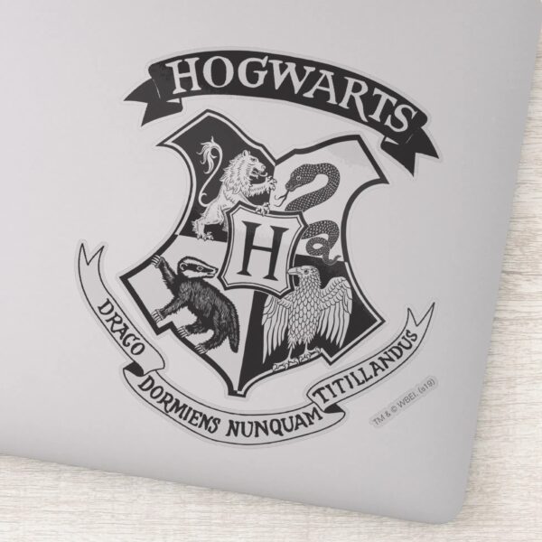 Harry_Potter___Retro_Hogwarts_Crest_Sticker_1 Harry Potter Retro Hogwarts Crest Sticker