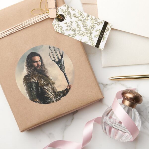 Justice_League___Aquaman_On_Battlefield_Classic_Round_Sticker_5 Justice League Aquaman On Battlefield Classic Round Sticker