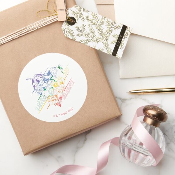 LOONEY_TUNES™_-_Love_and_Celebrate_Classic_Round_Sticker_5 LOONEY TUNES™ Love And Celebrate Classic Round Sticker