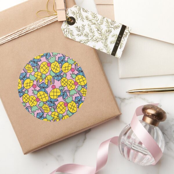 Lilo Stitch Pineapple Pattern Classic Round Sticker