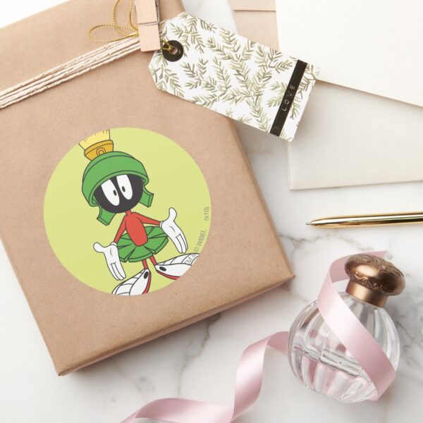 MARVIN_THE_MARTIAN™_Arms_Open_Classic_Round_Sticker_5 MARVIN THE MARTIAN™ Arms Open Classic Round Sticker