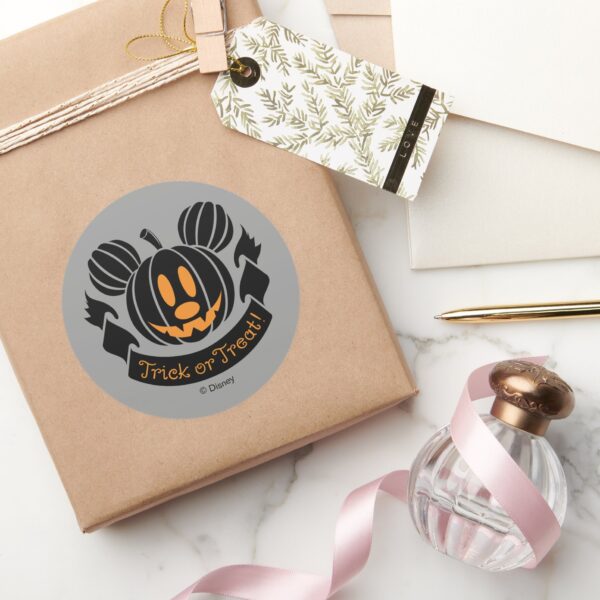 Mickey_Jack-o'-Lantern___Trick_or_Treat_Classic_Round_Sticker_5 Mickey Jack O Lantern Trick Or Treat Classic Round Sticker