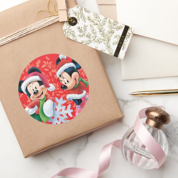 Mickey_&_Minnie_With_Snowflake_Classic_Round_Sticker_5 Mickey Minnie With Snowflake Classic Round Sticker