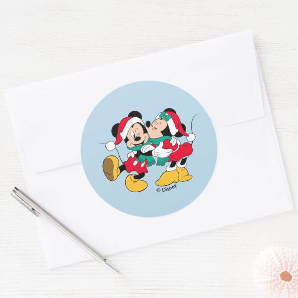 Mickey_&_Minnie___Christmas_Kisses_Classic_Round_Sticker_3 Mickey Minnie Christmas Kisses Classic Round Sticker
