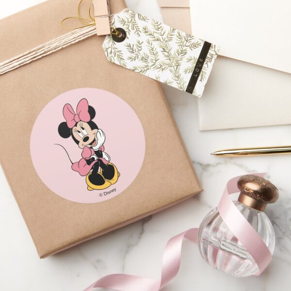 Minnie_Mouse___Posing_in_Pink_Classic_Round_Sticker_5 Minnie Mouse Posing In Pink Classic Round Sticker
