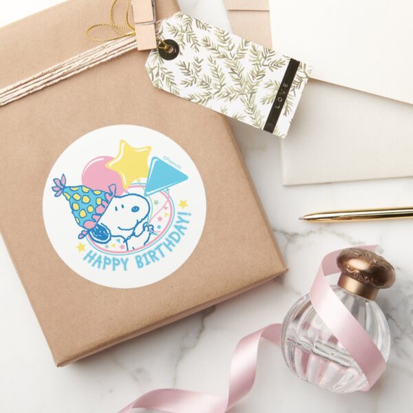 PEANUTS___Snoopy_Happy_Birthday_Balloons_Classic_Round_Sticker_5 PEANUTS Snoopy Happy Birthday Balloons Classic Round Sticker