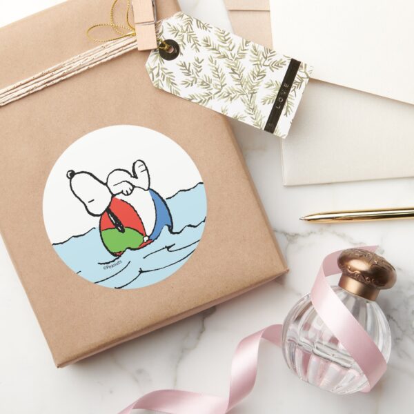 Peanuts___Snoopy_Beach_Ball_Beach_Classic_Round_Sticker_5 Peanuts Snoopy Beach Ball Beach Classic Round Sticker