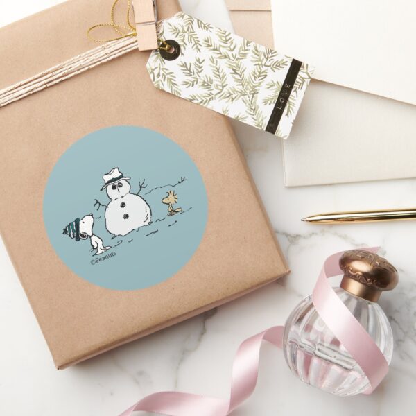 Peanuts___Snoopy_Builds_A_Snowman_Classic_Round_Sticker_5 Peanuts Snoopy Builds A Snowman Classic Round Sticker