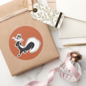 Penelope_Posing_Classic_Round_Sticker_4 Penelope Posing Classic Round Sticker