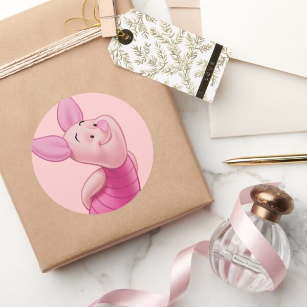 Piglet_9_classic_round_sticker_5 Piglet 9 Classic Round Sticker