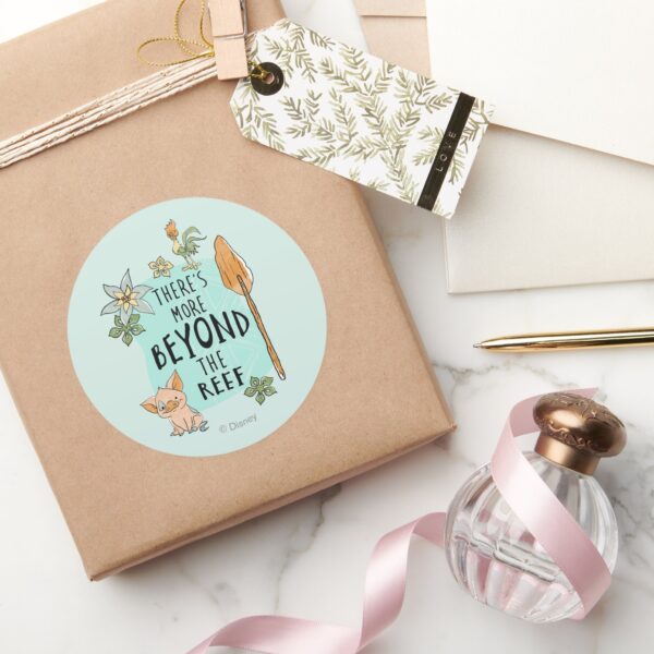 Pua_&_Hei_Hei__There's_More_Beyond_The_Reef__Classic_Round_Sticker_5 Pua Hei Hei Theres More Beyond The Reef Classic Round Sticker