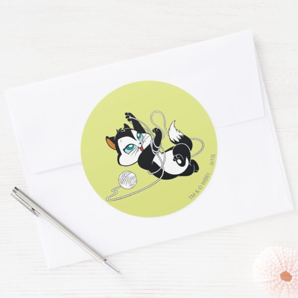 Pussyfoot_Tangled_Up_Classic_Round_Sticker_3 Pussyfoot Tangled Up Classic Round Sticker