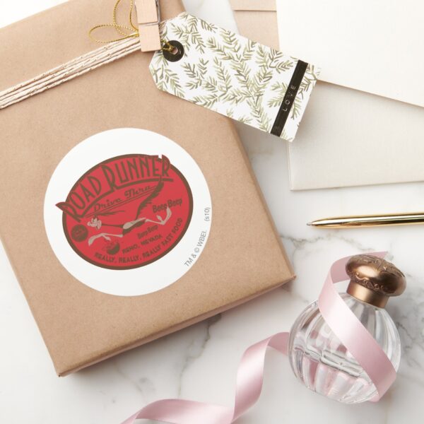 ROAD_RUNNER™_Drive_Thru_2_Classic_Round_Sticker_5 ROAD RUNNER™ Drive Thru 2 Classic Round Sticker