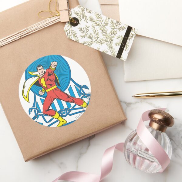 SHAZAM_in_Fight_Stance_Classic_Round_Sticker_5 SHAZAM In Fight Stance Classic Round Sticker