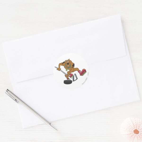 Scooby-Doo_Playing_Hockey_Classic_Round_Sticker_3 Scooby Doo Playing Hockey Classic Round Sticker