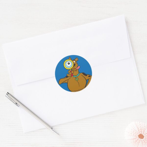 Scooby-Doo_With_Magnifying_Glass_Classic_Round_Sticker_3 Scooby Doo With Magnifying Glass Classic Round Sticker
