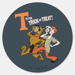 Scooby Doo T Is For Trick Or Treat Classic Round Sticker