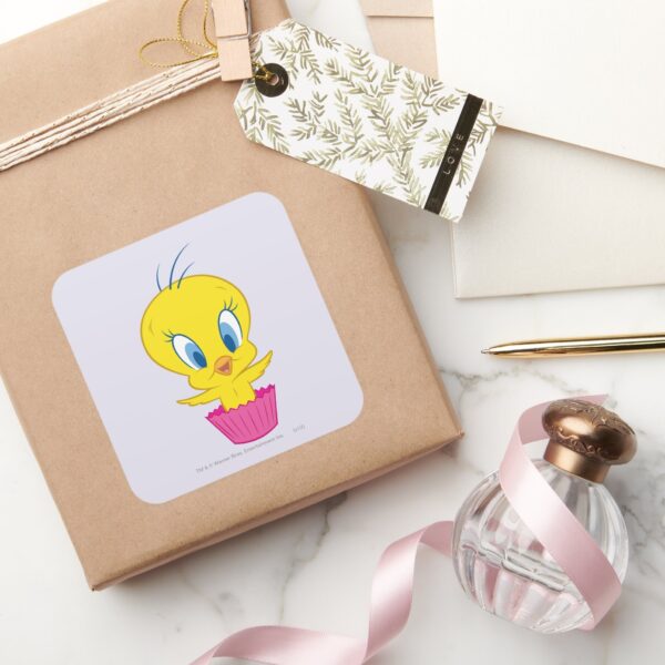 TWEETY™_Cupcake_Square_Sticker_5 TWEETY™ Cupcake Square Sticker