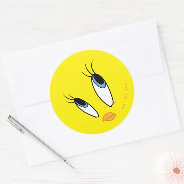 TWEETY™ Sweet Eyes Classic Round Sticker
