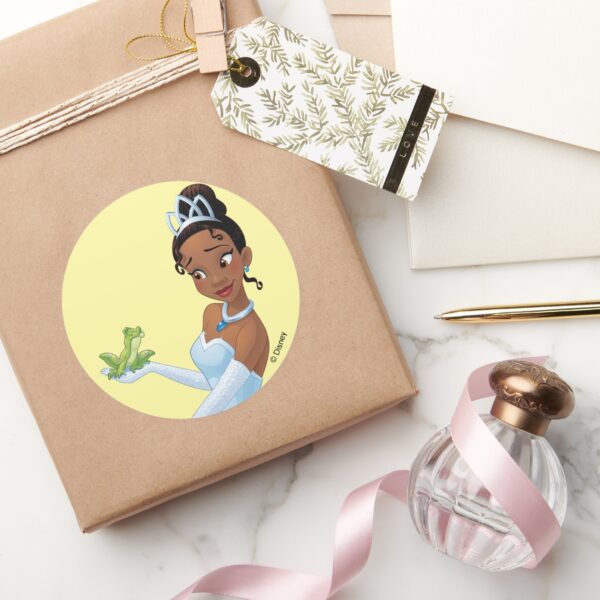 Tiana___Loyalty_Is_Royalty_Classic_Round_Sticker_5 Tiana Loyalty Is Royalty Classic Round Sticker