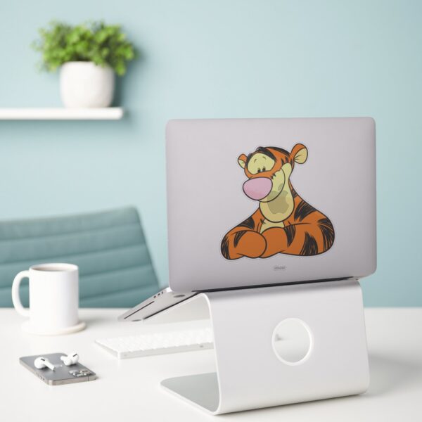 Tigger 5 Sticker