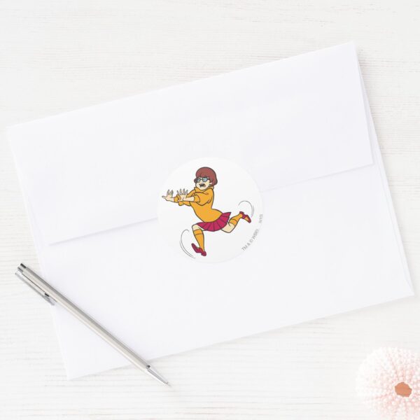 Velma_Running_Classic_Round_Sticker_3 Velma Running Classic Round Sticker
