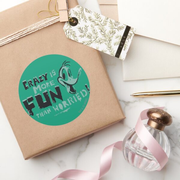 Vintage Crazy DAFFY DUCK™ Classic Round Sticker