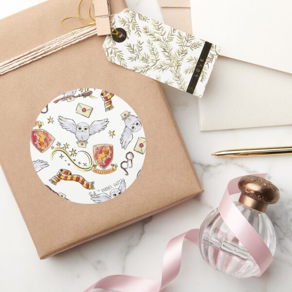 Watercolor_GRYFFINDOR™_Hedwig_Pattern_Classic_Round_Sticker_5 Watercolor GRYFFINDOR™ Hedwig Pattern Classic Round Sticker