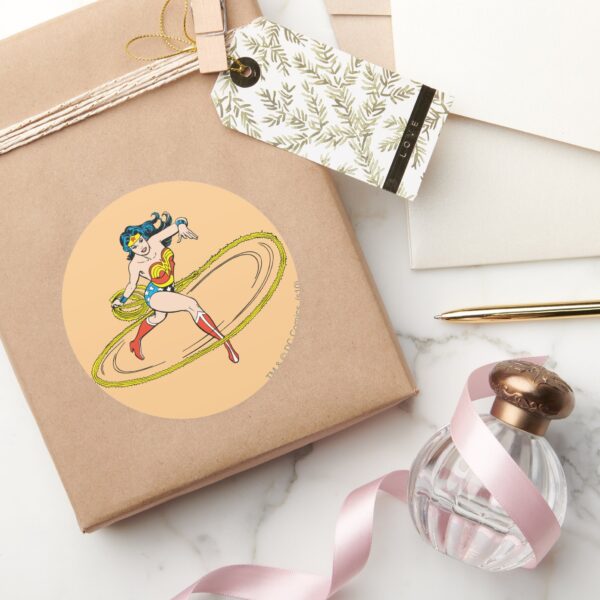 Wonder_Woman_Circled_with_Lasso_Classic_Round_Sticker_5 Wonder Woman Circled With Lasso Classic Round Sticker